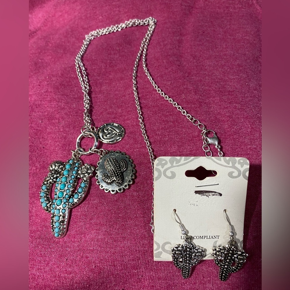 Silver and Turquoise Cactus Necklace Set